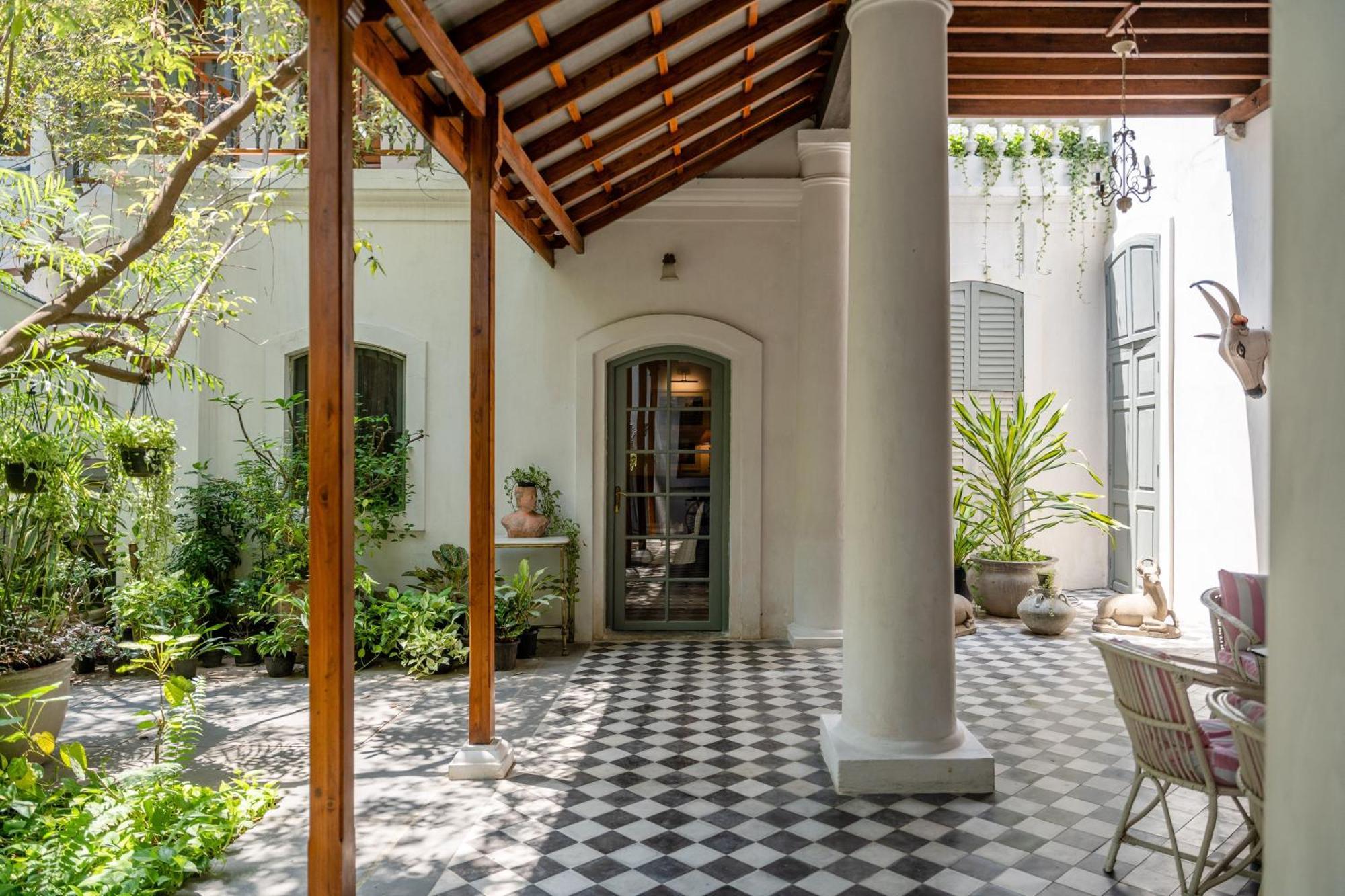 Maison Twenty Six By Luxunlock Private Villas Pondicherry Exterior photo